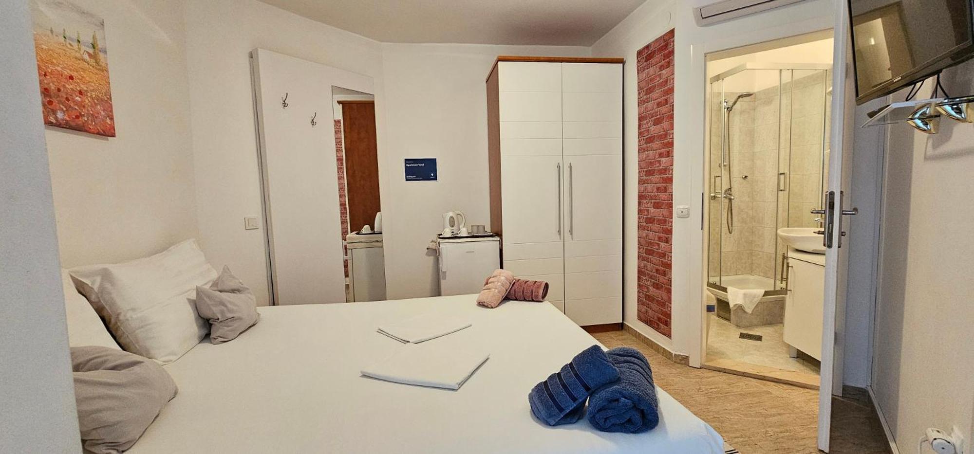 Tonci Apartment *